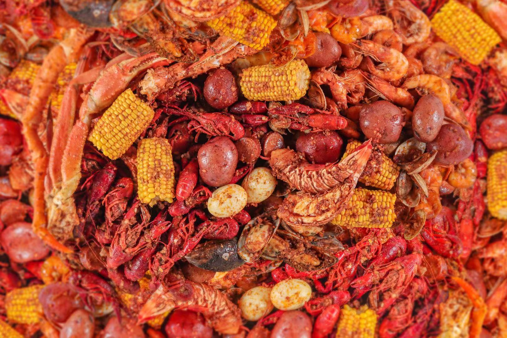 CAJUN SEAFOOD BOIL Juicy crawfish